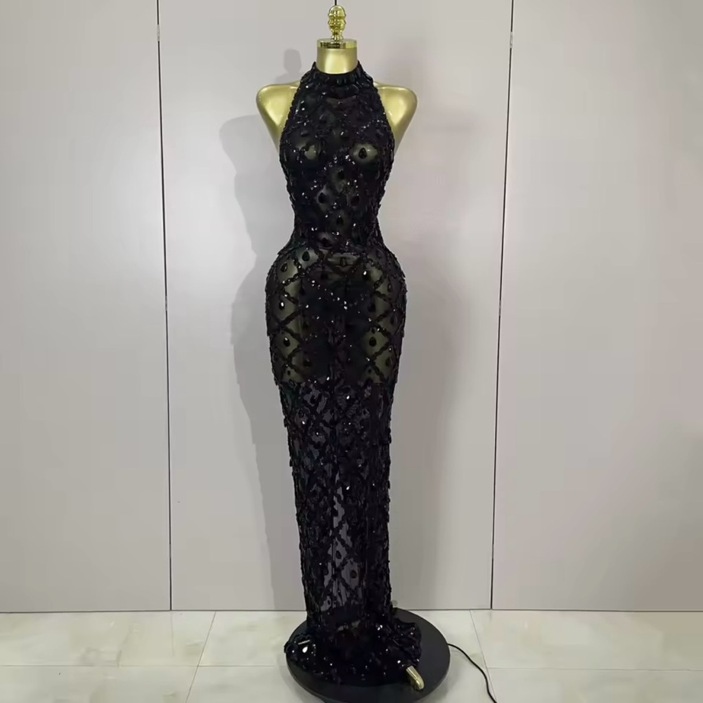 Elegant Black Halter Evening Dress
